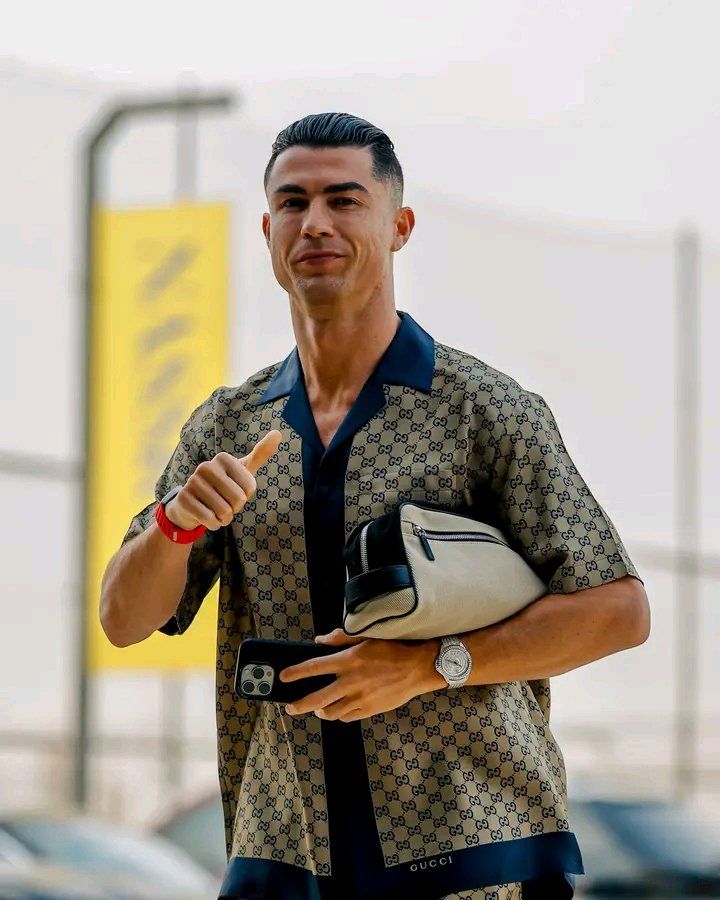 U_prime06's tweet photo. Happy Sunday you all.
Coming from Ronaldo https://t.co/63w0P206T4