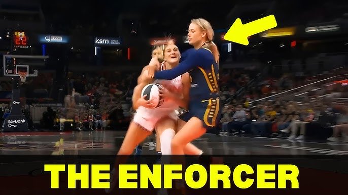 pmchawk's tweet photo. @DexyyTalksBall @DBGyt_ Not even close to the same thing. Your bias blinds you, Sheldon was wrapped up before jumping. SC was still hit with an F2, which you claim didn’t happen, that just shows you’re either a liar or just stupid. 
Image, I didn’t feel like snipping one myself. Best view I could find. https://t.co/wPI1gyZJRE