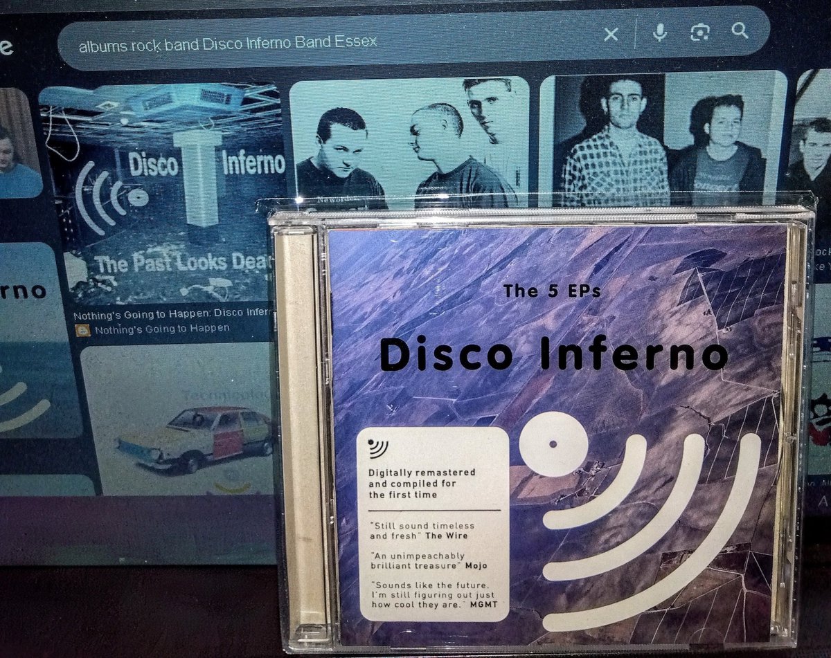 mellozaemon's tweet photo. #DiscoInferno🇬🇧(1989-1995) The 5 Eps('92-'94)
#90s #NeoPsychedelia #Sampledelia
90sは社会人になって社宅住いで余金叩いて
プログレ蒐集していたのでリアタイバンドは
手薄なのぢゃがそんな中でも再評価に値する彼等
サンプリングを大胆に導入したネオサイケって
唯一無二 https://t.co/C3bYox1MtN