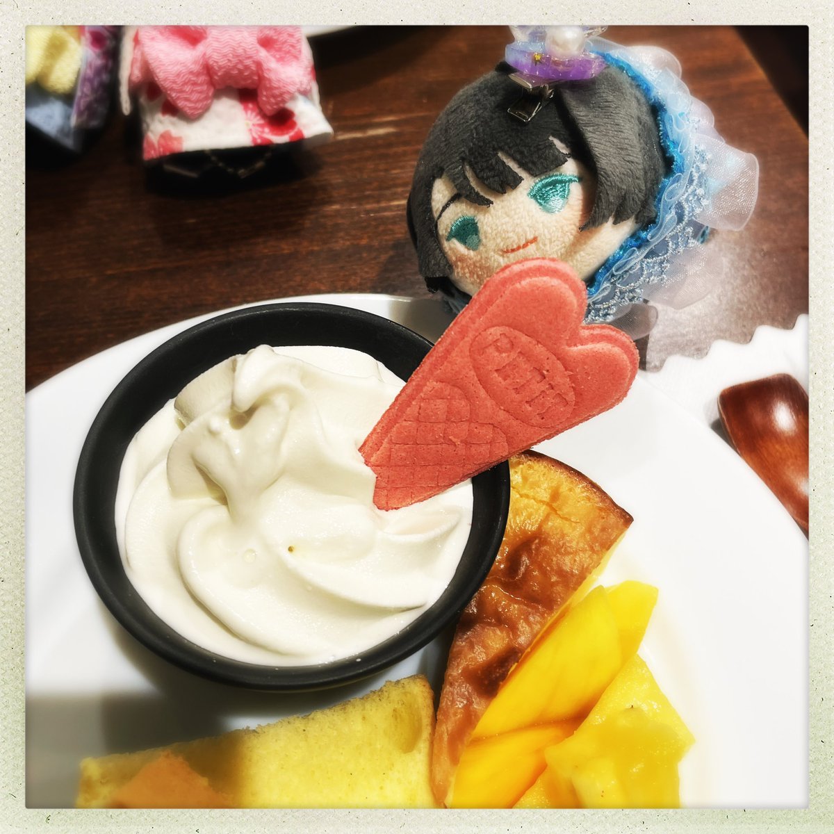 taromal_dolce's tweet photo. 土曜日の思い出。今年のブックマーケットも楽しかった！（ゆりんさんお付き合いありがとうございました！）（おやつタイム2回した😂） https://t.co/XHaM5Eqnwi