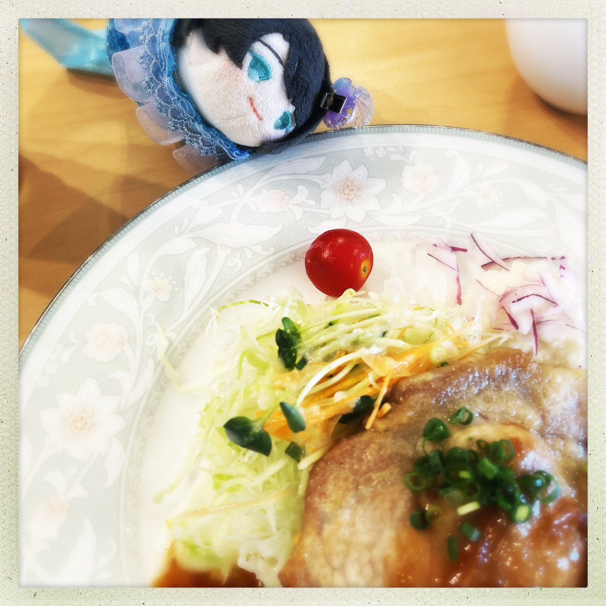 taromal_dolce's tweet photo. 土曜日の思い出。今年のブックマーケットも楽しかった！（ゆりんさんお付き合いありがとうございました！）（おやつタイム2回した😂） https://t.co/XHaM5Eqnwi
