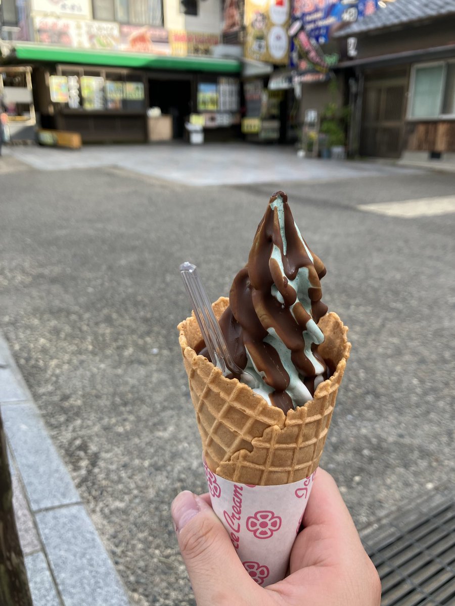 yapi_sumi1231's tweet photo. チョコミントよりもあ・い・り

#谷口愛季 https://t.co/TOX7zdRzUB