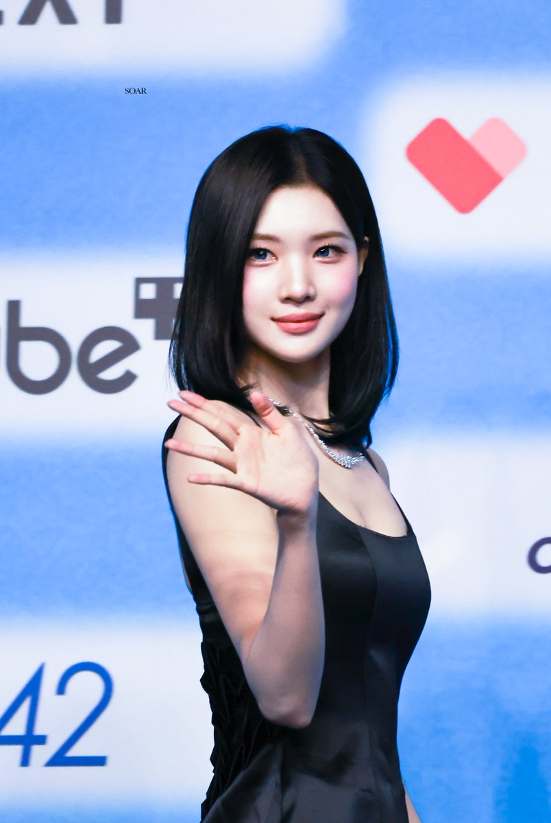 Soar_1203's tweet photo. 260809 SBS Gayo Daejeon Blue Carpet

 #JUUN #주은
#Hearts2Hearts #하츠투하츠 https://t.co/9lylsDaxpz