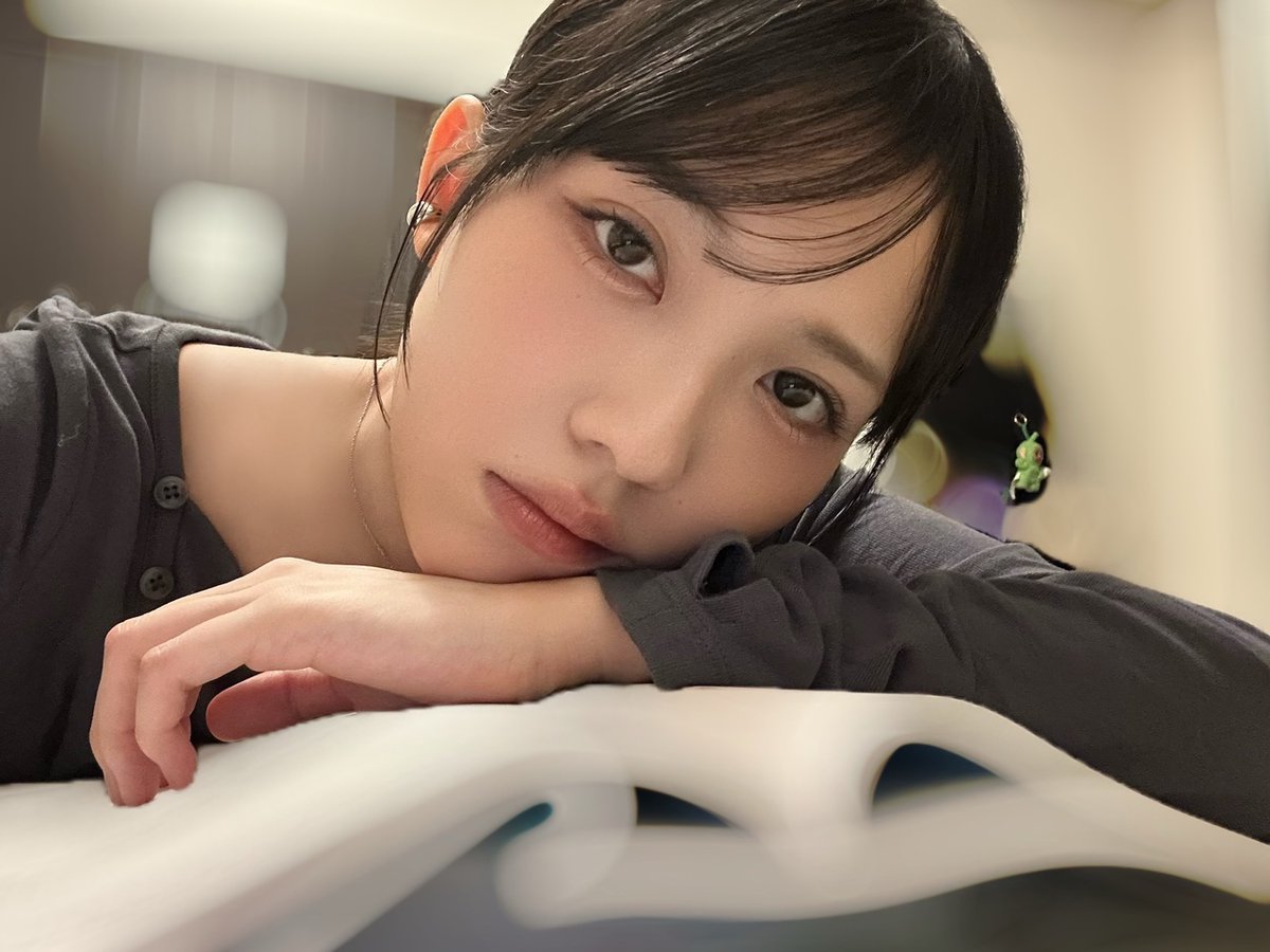 hinatazaka46's tweet photo. 【ブログ更新☀️ 森本茉莉】 まったりぃ https://t.co/1WBmSl8Y4h #日向坂46 #森本茉莉 https://t.co/0x8Z4EMGQp