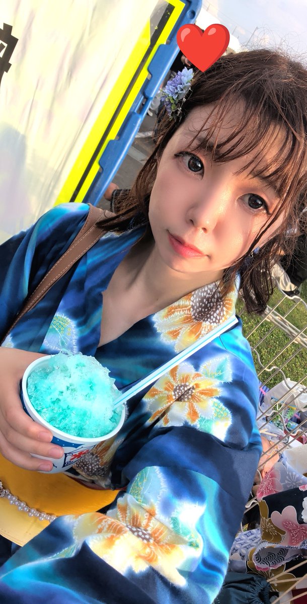 gs1010x0812ss's tweet photo. ⚠自我⚠
新しい浴衣で夏祭り🎶
かき氷もお好み焼きも美味しかった💕︎︎ https://t.co/7KlLYqqWJT