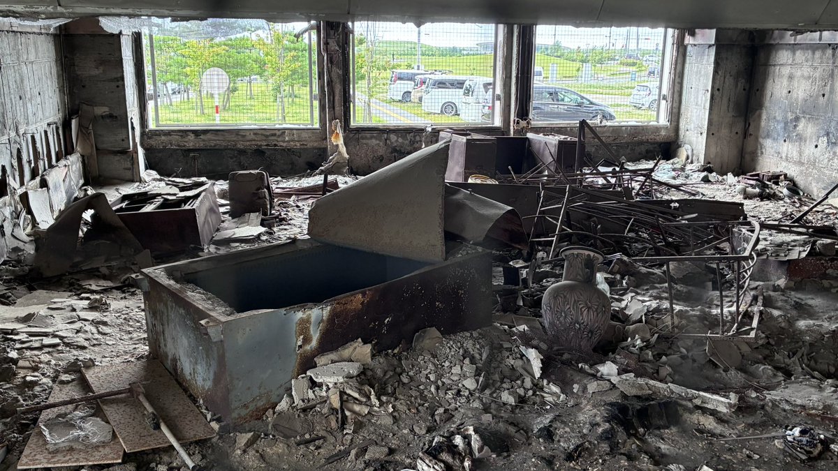 studentTravel52's tweet photo. 石巻駅で下車し、震災遺構の旧門脇小を見物に行きました。震災の記憶は、世代を超えて受け継がれていくべきだとあらためて実感した気がします。今日の旅は震災を巡る旅となっております。 https://t.co/q4v62PPi2q