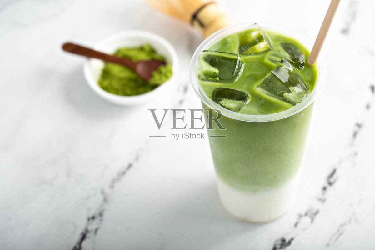 michael88683156's tweet photo. Craving a quick pick-me-up Whip up this iced matcha latte in 2 mins! Whisk matcha powder, hot water, add ice u0026 oat milk—smooth, creamy, energizing perfection. https://t.co/Ku6wOPVHkB