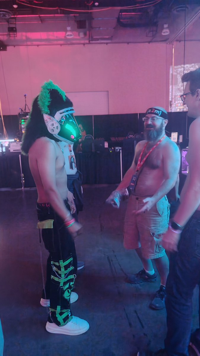 TiredAndOnFire's tweet photo. A2M X Protogen
What an amazing moment 😄 https://t.co/Kjo6N1tYBW