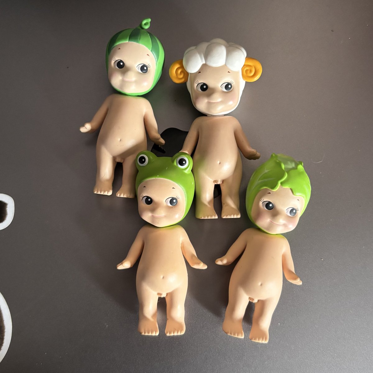 eeseooees's tweet photo. sonny angel wts lfb ph

frog sheep watermelon cabbage
₱250 each, ₱800 set
no box &amp; foil

dm if interested https://t.co/E3t2FFE0mF