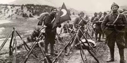 CavitKuran's tweet photo. 10 AĞUSTOS ANAFARTALAR ZAFERİMİZ KUTLU OLSUN.
10 Ağustos... Anafartalar kahramanı Mustafa Kemal Atatürk’ün Türk askeri tarihinde liderlik vasfını kazandığı ve Çanakkale Kara Savaşlarının en büyük Zafer Günüdür.
. https://t.co/07cKcp20l8