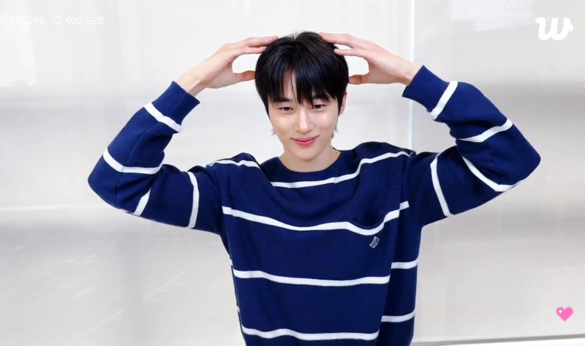 seoklovers's tweet photo. 오랜만의 라이브 행복해따🥹❤️
진짜 댕댕이야ㅠㅠ https://t.co/2pu7Vm69ES