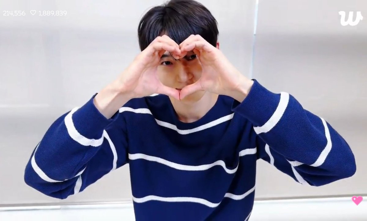 seoklovers's tweet photo. 오랜만의 라이브 행복해따🥹❤️
진짜 댕댕이야ㅠㅠ https://t.co/2pu7Vm69ES