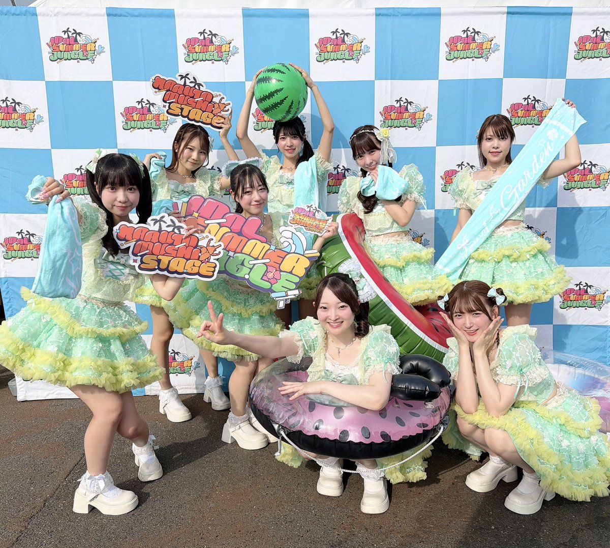 m*n様 【新品】IWASA 雪駄 ライトグリーン サマジャン ありがとうございました🍉✨ この後特典会は、 18:20-19:20