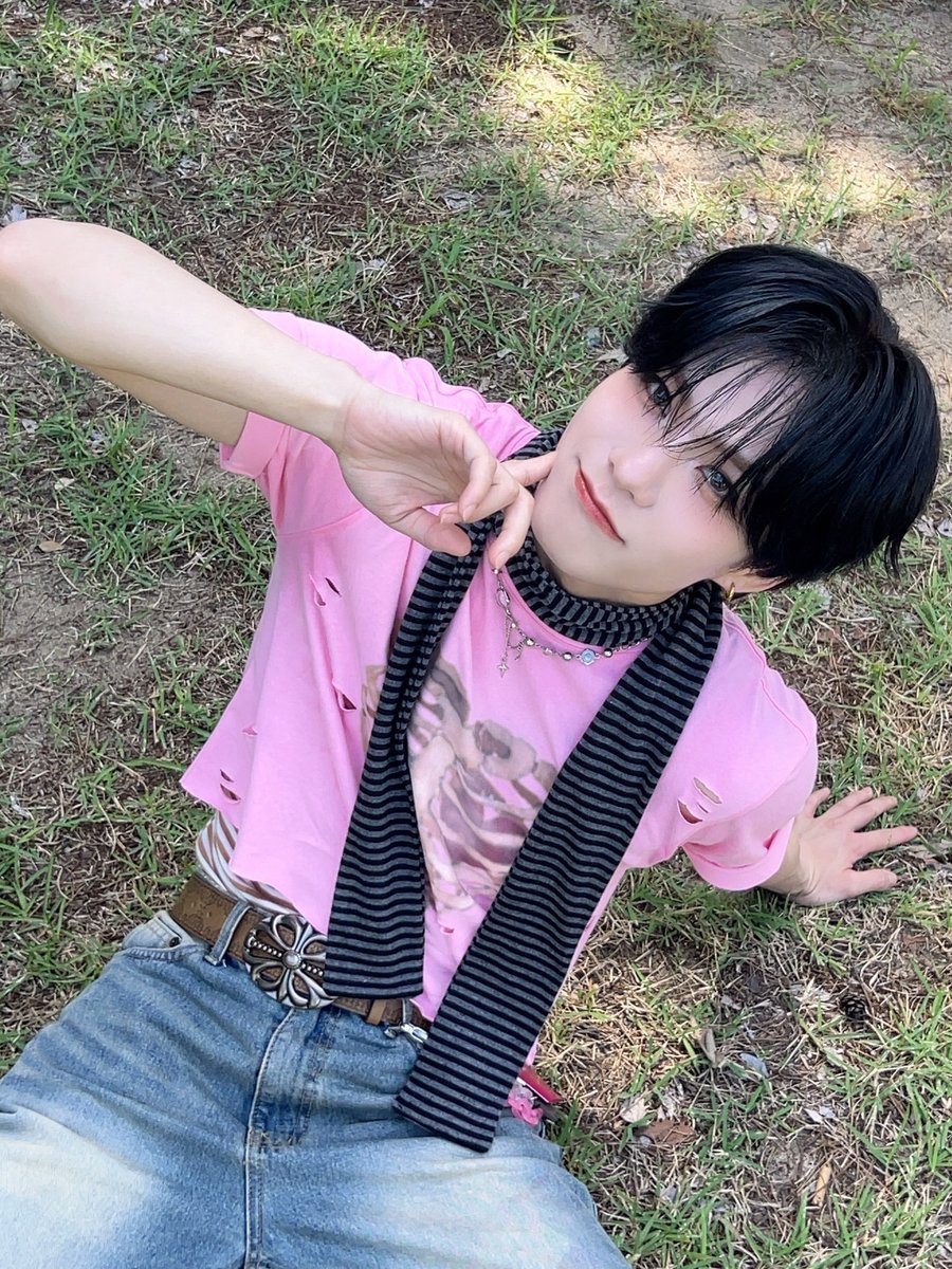 official_DXTEEN's tweet photo. [🦖]

#谷口太一 #TAICHI
#TANIGUCHITAICHI
❤️https://t.co/aLNP8s8o41

LuckyFes'26ありがとうございました！！！！
DXTEENのリーダー小柄な恐竜、谷口太一です🦖
いーーーっぱい手をあげて、声出してみなさんと盛り上がれて最高でした🔥

また一緒にあそびましょう！！👋

･･━━･･━━･･━━･･━━･･
#DXTEEN 7TH SINGLE "Wanna" ON SALE!🕶️
🎥https://t.co/epyfs8MyxG
🎧https://t.co/jfvf7TBbg6

@luckyfm_fes #LuckyFes
#DXTN #DXTEEN_Wanna