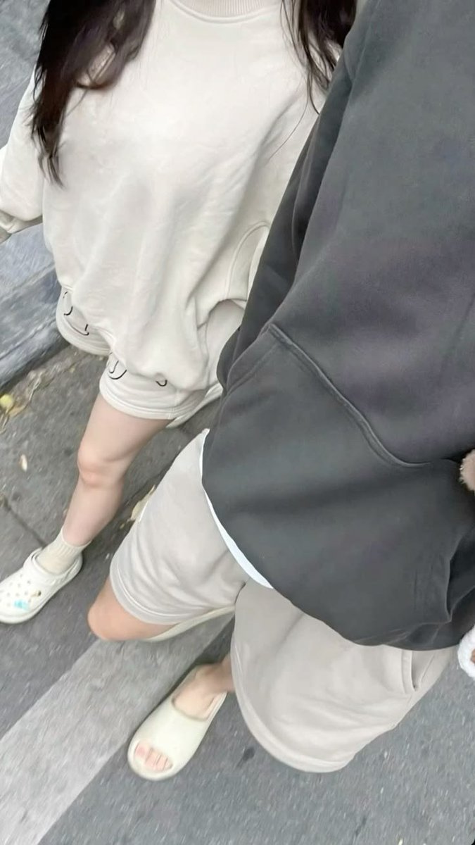 wangchuwran's tweet photo. Spending some quality time with my hubby before the busy weekdays take over.😛❤️ https://t.co/fA4yA3AgoV