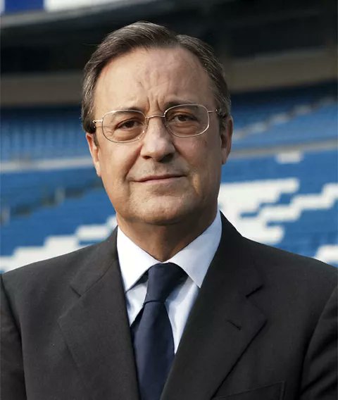 TouchlineX's tweet photo. 🚨 𝗡𝗘𝗪: Real Madrid recorded a club-record €1.221 BILLION in revenue for the 2025/26 season, establishing themselves as the highest-revenue sports club in the world.

The new Santiago Bernabéu alone generated €363M in revenue. 🏟️

Their long-term sponsorship agreements are also key to their financial strength:

• Emirates until 2031 — around €100M per year
• Adidas until 2034 — around €120M per year

Long-term deals provide Real Madrid with predictable and stable revenue, protecting the club against fluctuations in the market.

— @jfelixdiaz