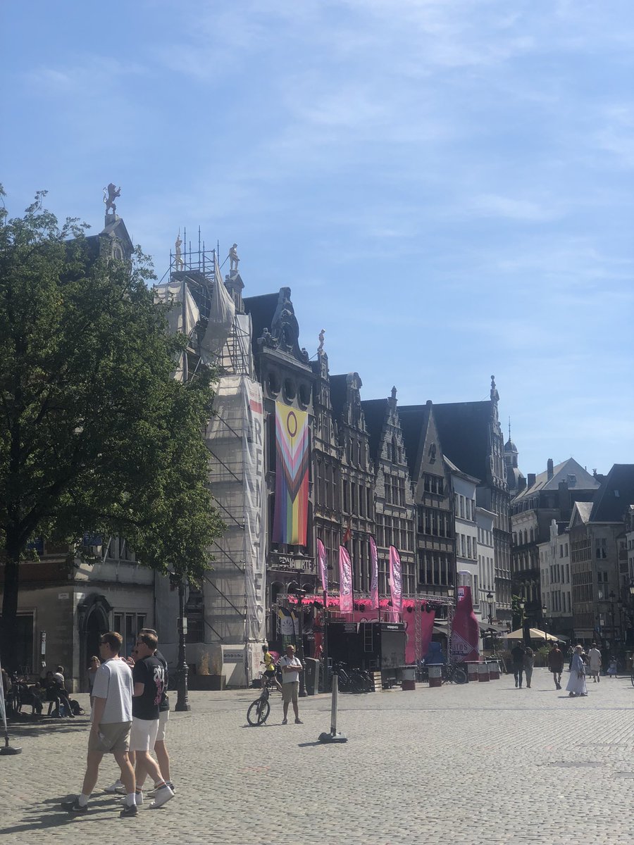 mosswilt's tweet photo. photos from yesterday in antwerp. at this point fuck calories if i’m going to die soon i might as well let myself enjoy my final holiday https://t.co/LKjqtc66ky