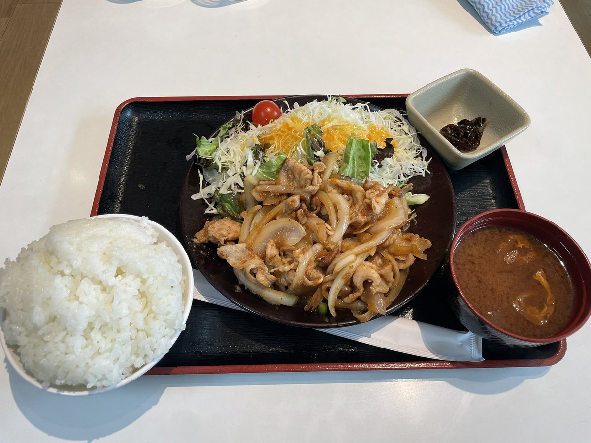 bocchirider's tweet photo. 久しぶりに乗った！

雨に降られないで無事帰宅

3気筒の660が恋しい… https://t.co/LT5K00g4Ma