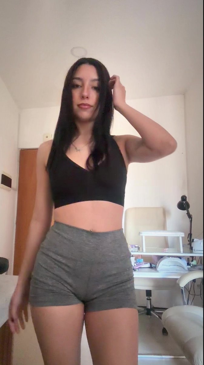 dewdarling6's tweet photo. feeling photogenic today 📸✨ https://t.co/N9FeQzR30L