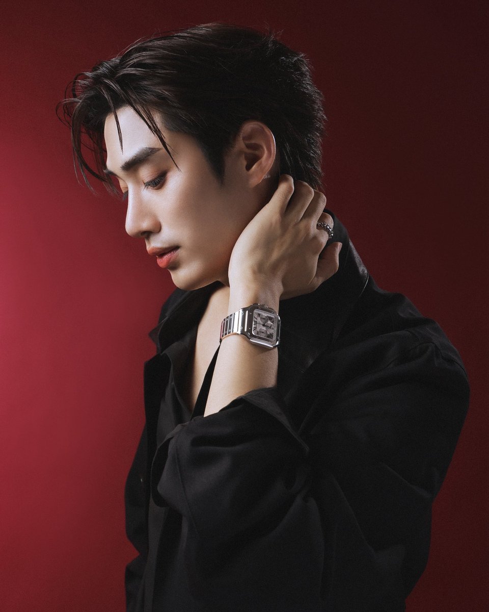 ELLEThailand's tweet photo. ส่องจิวเวลรี่ของ เติ้ล มติมันท์ @TLE_mtm ที่ปรากฏตัวบนพรมแดงงาน Weibo Gala 2026 ด้วยเครื่องประดับจาก Cartier 

#ELLEThailand
#CartierThailand
#Tel_mtm https://t.co/zEG68a9g6e