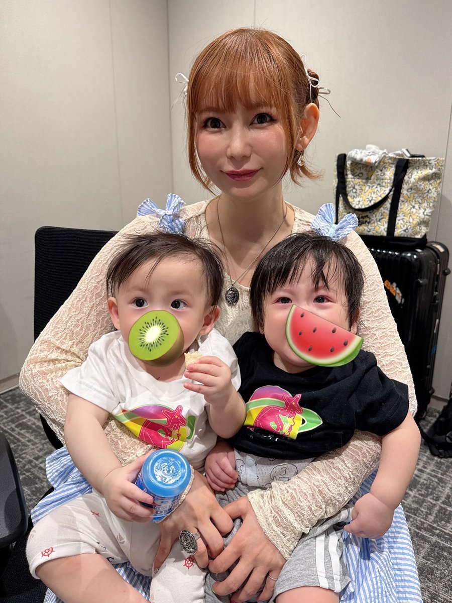 shoko55mmts's tweet photo. 双子もあそびにきたよ https://t.co/I1Q2sN1TuT