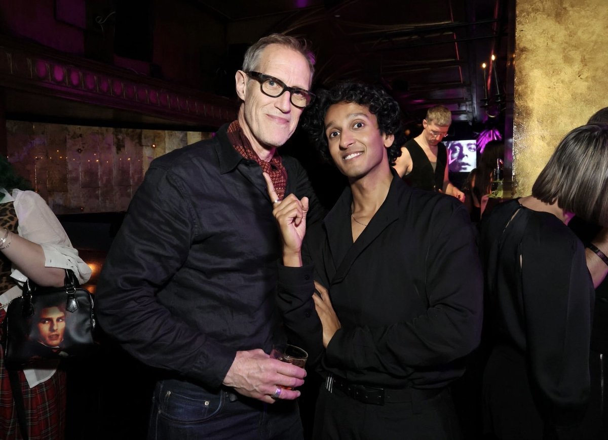 bluemyths's tweet photo. this one photo gave us more of marius and armand than tvl did.... https://t.co/SRkV2LvSxu