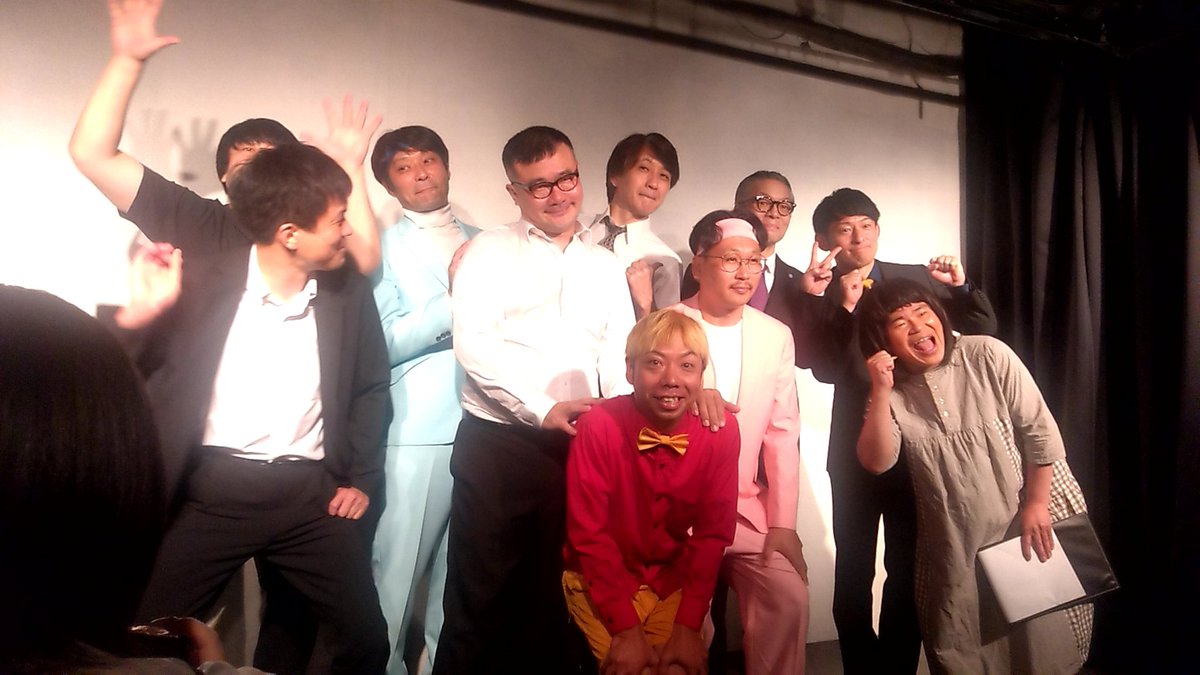 greenapple_7819's tweet photo. 昨日、ライブ　千川から新宿へを観に行きました。
ソニー芸人さん、勢ぞろいで楽しいライブでした😆
キングオブコントの予選始まってるからコント多めでした。
予選の制限時間のためか前に観たネタも少しづつ変わっていてそれがまた良かったです😄
#新宿バッシュ
#ロビンソンズ
#西ノ京 https://t.co/WeOmFzv24Q