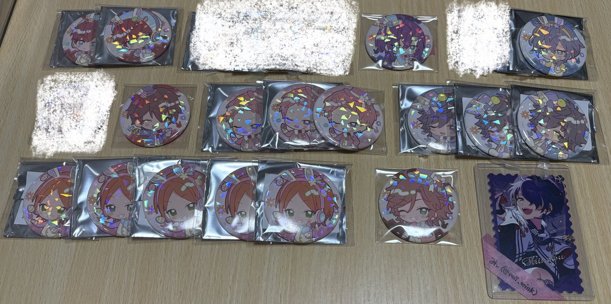 mii_wink's tweet photo. 交換　譲渡
あんスタ　アニカフェ　キッチンカー　コロッタ　アクスタ　缶バッジ

譲　画像参照

求　コロッタ忍、アクスタ忍・みか、缶バッジ忍・みかorコロッタ、アクスタ1個500円+送料、缶バッジ1個300円+送料

郵送のみ。纏めて優先。 https://t.co/3P22b8r0dw