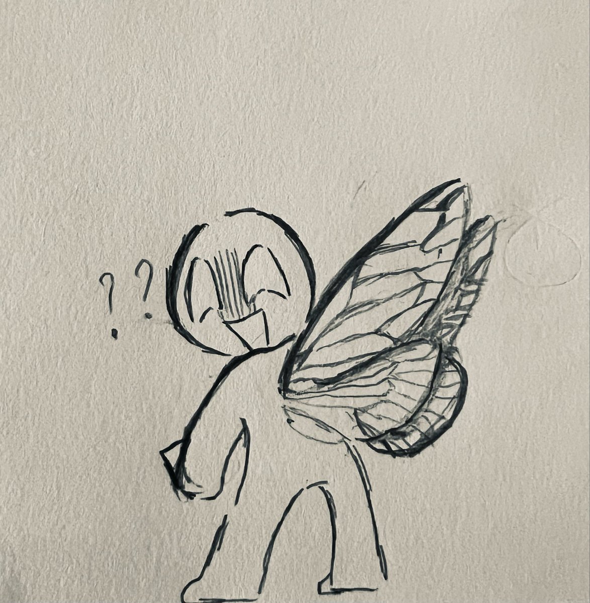 hannahHatoru's tweet photo. What if 📱 have bug wings? https://t.co/OY001F6oz5