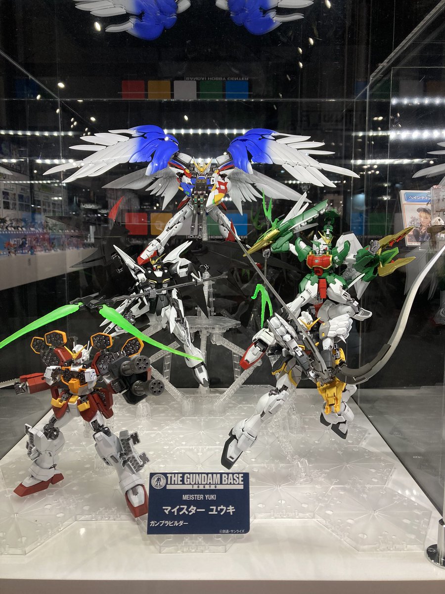 KuvoreGordon's tweet photo. おいらが塗装したコイツらはガンダムベース東京のどこかにあるぜ‼️ https://t.co/ldW9vO5FqU