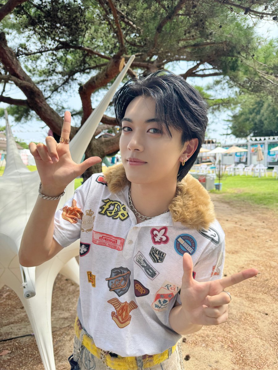 official_DXTEEN's tweet photo. [🐵]

#平本健 #KEN
#HIRAMOTOKEN
💙https://t.co/oLHUwOzvIj

LuckyFes'26ありがとうございました！
めちゃめちゃ楽しかったです！
少しでも、DXTEENのこと気になってくれたら嬉しいです！
この夏まだまだ楽しみましょー！

･･━━･･━━･･━━･･━━･･
#DXTEEN 7TH SINGLE "Wanna" ON SALE!🕶️
🎥https://t.co/epyfs8MyxG
🎧https://t.co/jfvf7TBbg6

@luckyfm_fes #LuckyFes
#DXTN #DXTEEN_Wanna