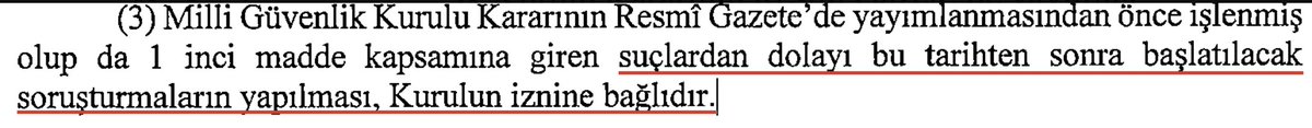 tolgashirin's tweet photo. Çerçeve Yasa Tasarısı hayli amatörce kaleme alınmış bir metin. Görünen o ki hazırlanırken profesyonellerle çalışılmamış.

Örneğin bütün düzenleme hapis cezaları esas alınarak kurgulanmış. Ancak anılan suçlardan adli para cezasına mahkûm edilenlerin durumu belirsiz bırakılmış. 

“Cezanın infaz edilmiş sayılması” için terör suçu mu, yoksa herhangi bir suç mu işlememek gerektiği de tartışmaya açık biçimde kaleme alınmış. 

Soruşturma ve kovuşturma evresinde hak yoksunluğu doğmamasına rağmen, bu evreler bakımından hak yoksunluklarının kaldırılmasından söz edilmesi gibi tuhaflıklar da var.

Bunların dışında daha pek çok belirsizlik ve tutarsızlık bulunuyor. Bu konularda ayrıca yazacağım.

Fakat özellikle anayasal açıdan dikkatten kaçmaması için şimdiden kaydetmek isterim:

Tasarı (m. 3/3), bazı suçlar bakımından soruşturma açılmasını yürütmenin takdirine bırakıyor.

Anayasa’nın 129/6. maddesi, bir soruşturmanın idari merciin iznine tabi tutulmasını “memurlar ve diğer kamu görevlileri” bakımından öngörmüştür. 

Bu kuralın amacı, kamu görevlilerinin gereksiz soruşturma tehdidi altında kalmasını ve bu yolla kamu hizmetlerinin aksamasını önlemektir. (Kamusal hizmet görenler bakımından bu imkânın sınırları için bkz. AYM, E.2022/90, K.2023/201, 30/11/2023.)

Bu kural, suçun mağdurunun gerçek kişiler olmadığı bazı durumlarda bir ölçüde esnetilebilir. (Örneğin TCK m. 301 bağlamında bkz. AYM, E.2009/25, K.2009/57, 7/5/2009.)

Buna karşılık, kamu hizmetiyle ilgisi bulunmayan ve suçun mağdurunun gerçek kişiler olduğu hâllerde bu tür izin mekanizmaları, etkili soruşturma yükümlülüğünün yerine getirilmesinin önünde yeni bir engel oluşturur.

Üstelik Kurulun bu konudaki yetkisi, herhangi bir ölçüt öngörülmediği için son derece geniştir. Bu denli geniş ve ölçütsüz bir takdir yetkisi, pek çok temel hakkın usul boyutunu ihlal etme potansiyeli taşımaktadır.

Dahası, ölçüt yokluğu yasama, yürütme ve yargı erkleri arasındaki sınırları da belirsizleştirmekte; bu yönüyle diğer anayasal güvenceleri de zedelemektedir.