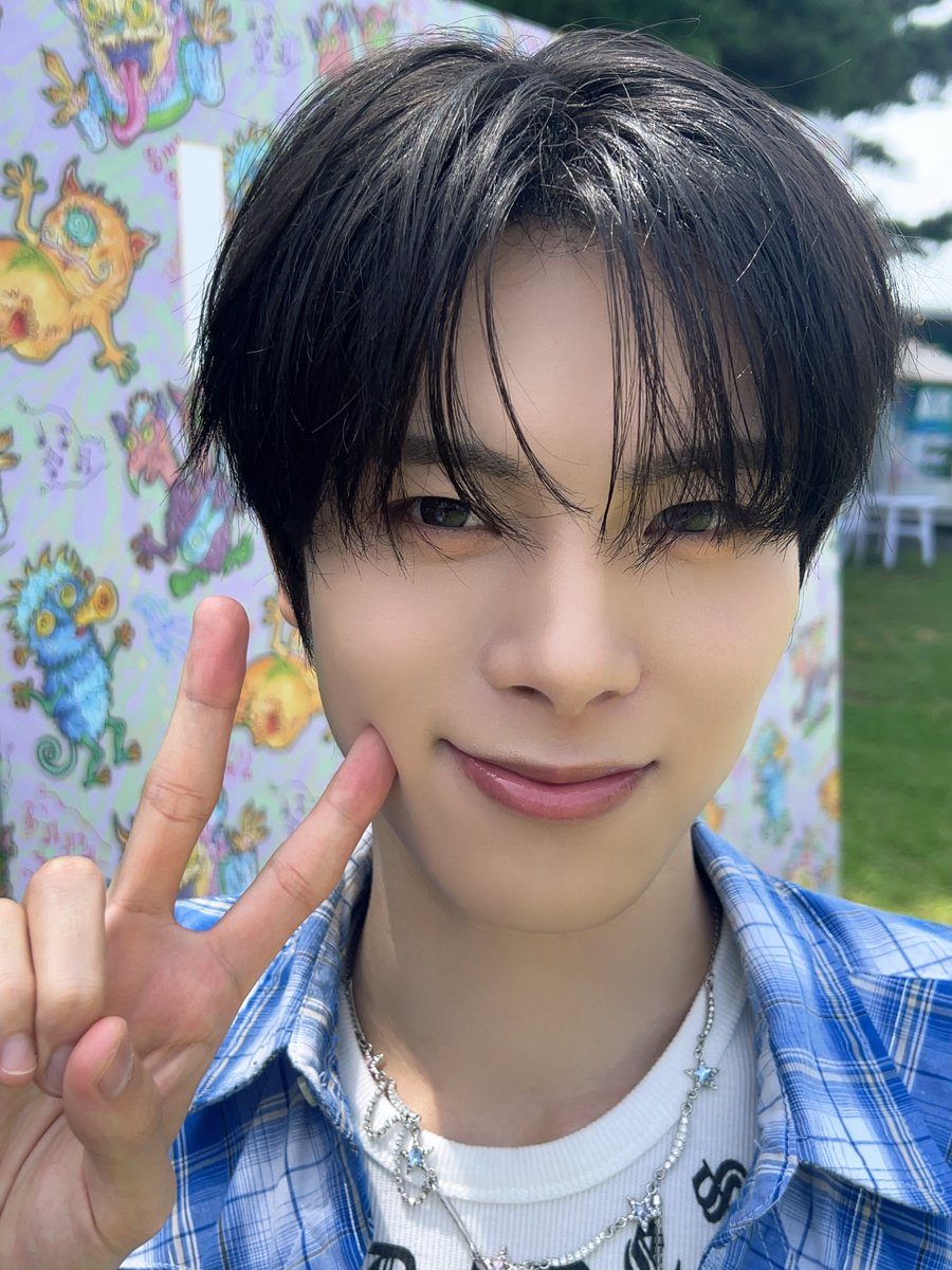 official_DXTEEN's tweet photo. [🐱]

#福田歩汰 #AYUTA
#FUKUDAAYUTA
💛https://t.co/sMbYs9QTv3

LuckyFes'26ありがとうございました！！
最高に楽しかったです😆また会おーねー！
水分補給忘れずに💧

･･━━･･━━･･━━･･━━･･
#DXTEEN 7TH SINGLE "Wanna" ON SALE!🕶️
🎥https://t.co/epyfs8MyxG
🎧https://t.co/jfvf7TBbg6

@luckyfm_fes #LuckyFes
#DXTN #DXTEEN_Wanna