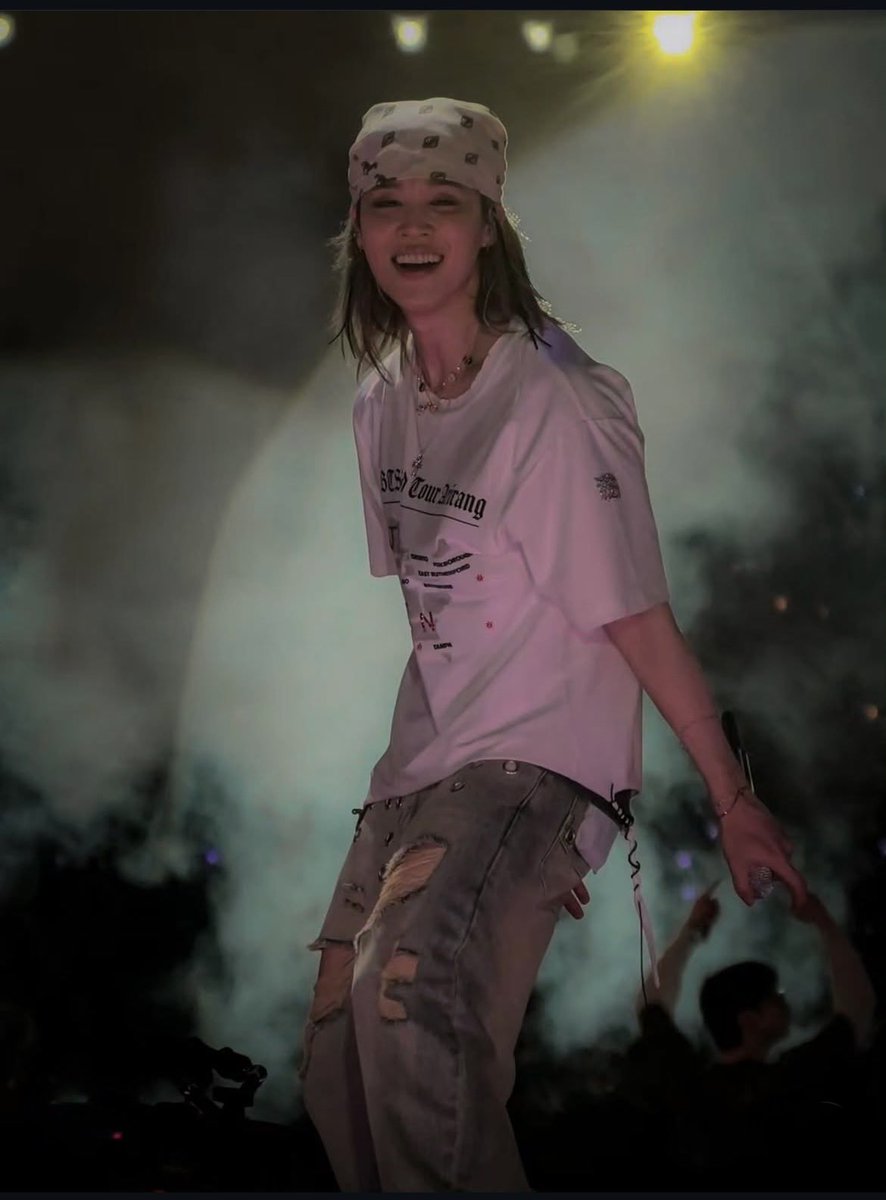 jimin_lil_devil's tweet photo. THIS PICTURE......... https://t.co/mSqLy04uKT