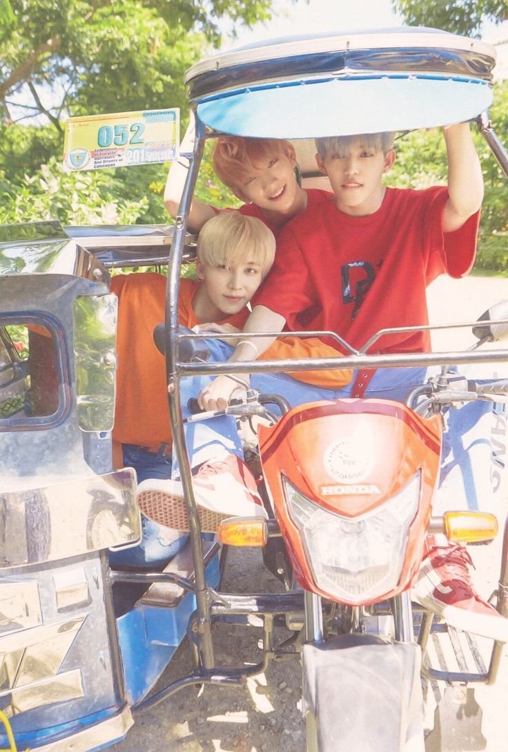 yearnhan's tweet photo. THE jihancheol photoshoot 🗣️🗣️ https://t.co/24rOV73gzr