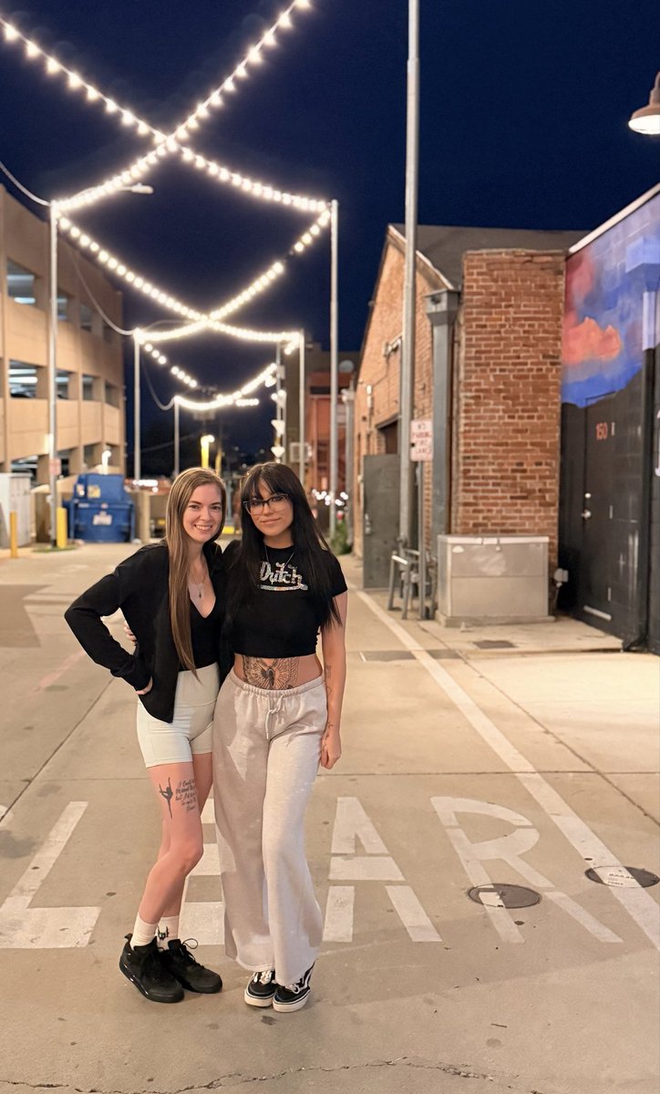 Nova_Emberrr's tweet photo. Double Trouble 😈 @im_trashleyyy https://t.co/rbXOpwQUpE