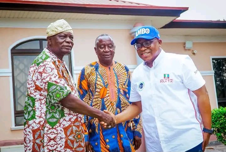 HeIsJayjam's tweet photo. Former Osun State governor, Olagunsoye Oyinlola declare alliance with Osun APC governorship candidate, Munirudeen Bola Oyebamiji https://t.co/k7KRD1qvah