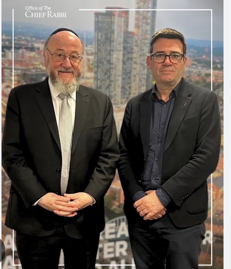 JohnStealer's tweet photo. Israeli asset &amp; British PM Andy Burnham is worse than Starmer. 

He’s filled his cabinet with Israeli assets &amp; LFI supporters 

He’s allowed Trump to use our bases to murder Iranians

He continues the approval for export of hundreds of explicitly military licences to Israel. https://t.co/LRcfAufQJW