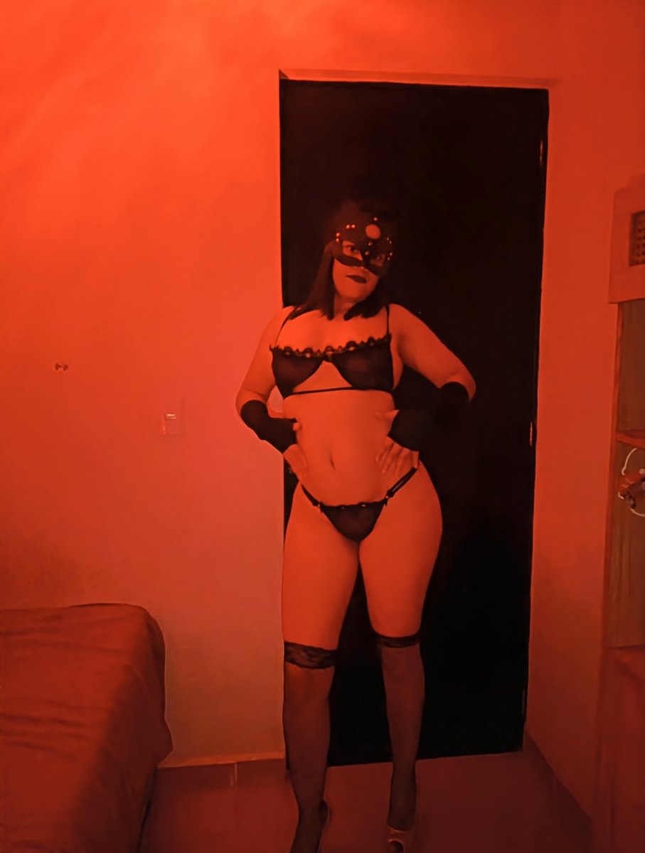wifenalgonsita's tweet photo. 🤤🍆 pues ya que https://t.co/xDdyThx3BE