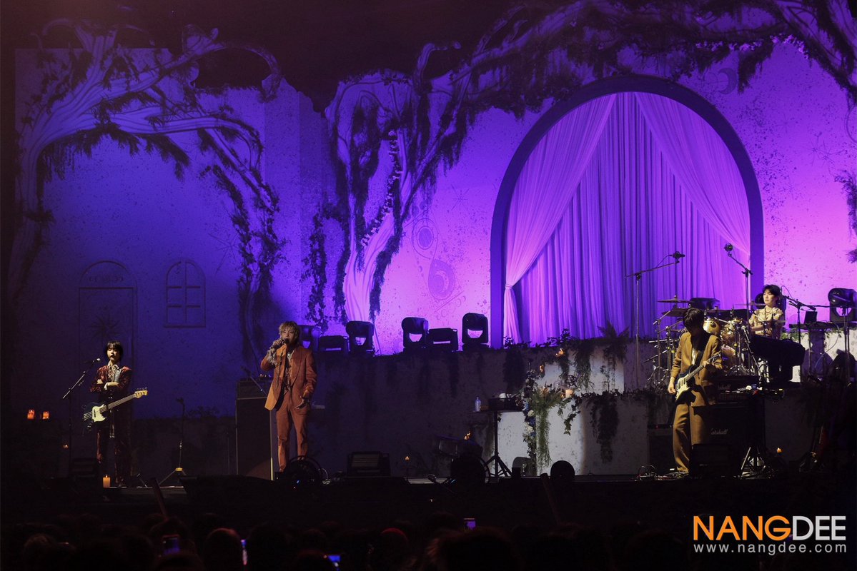 Nangdee's tweet photo. เก็บตกบรรยากาศคอนเสิร์ต "2026 FTISLAND TOUR 0 — XIX — III 'FaTe' in BANGKOK"

#FTISLAND #FT아일랜드 #FaTeinBANGKOK
#프리마돈나 #PRIMADONNA
#오엔기획 #ONworldwideThailand
#Nangdeedotcom https://t.co/nVICqGuTz4