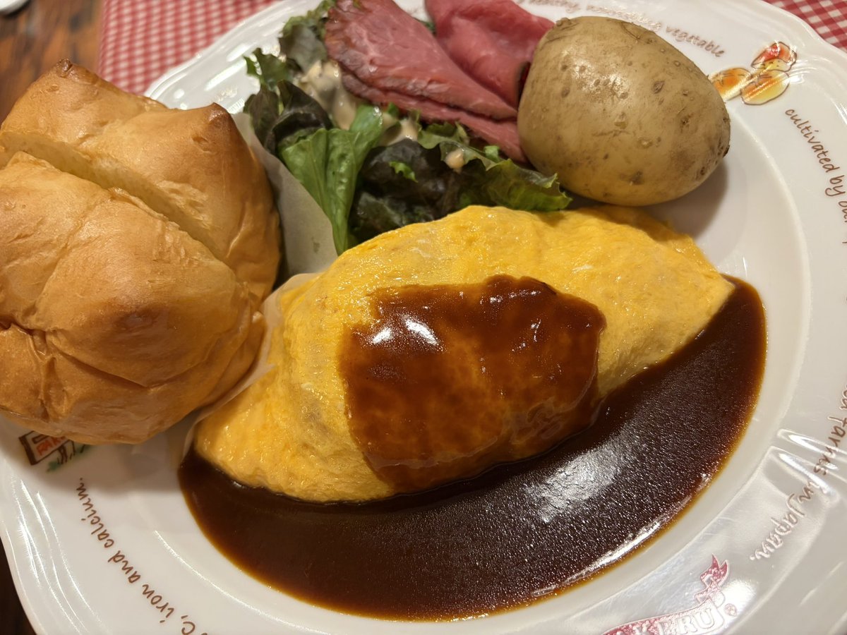 minoru0706's tweet photo. 今思ったけど昨日もオム食べてたわね？？？🐣 https://t.co/MLpKx4STd5