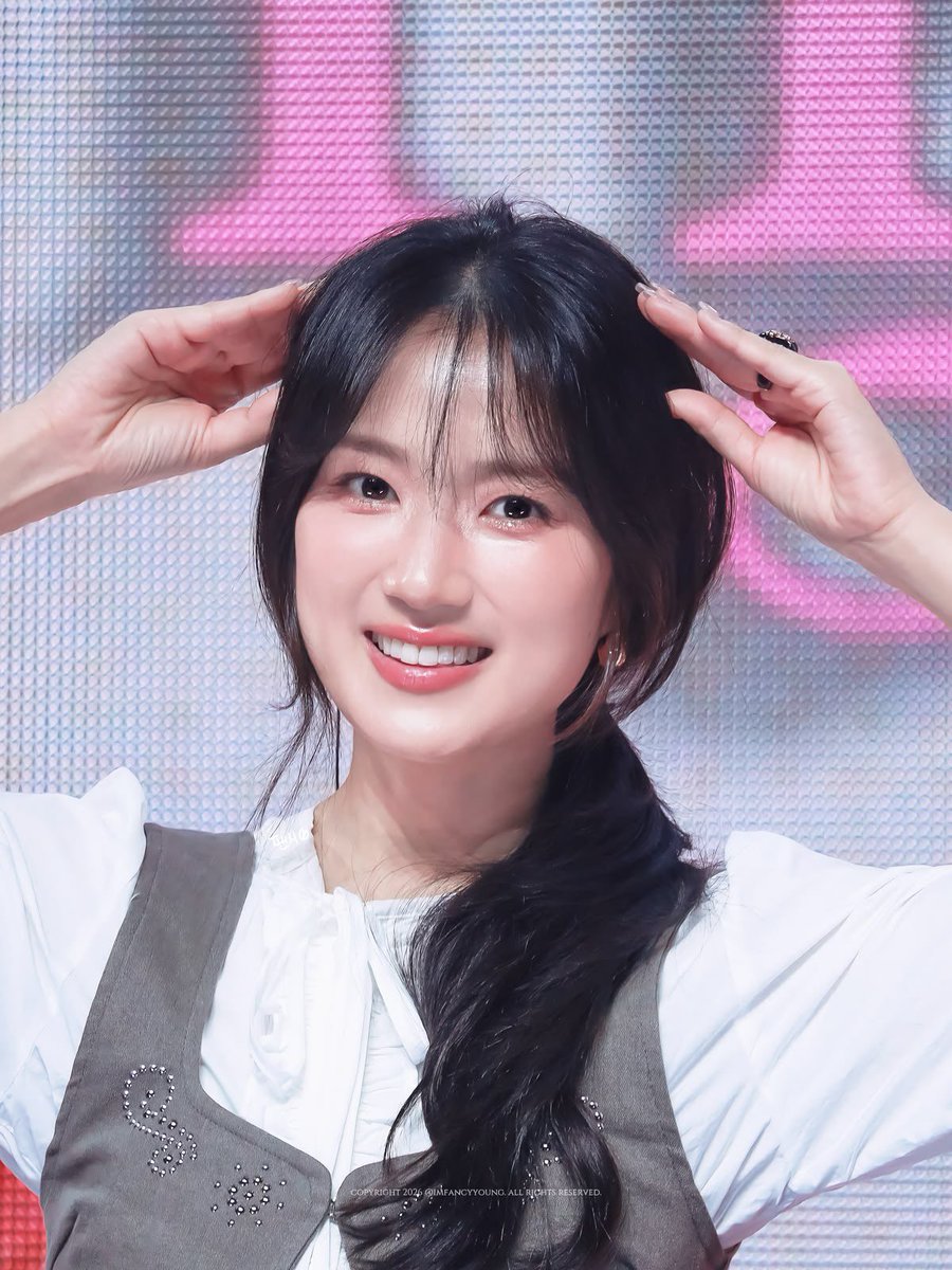 agoodfangirl's tweet photo. last one janji!!!! 😆😆😆😆 maaf spam soalnya happy banget hihi https://t.co/d4WC1pj9WG