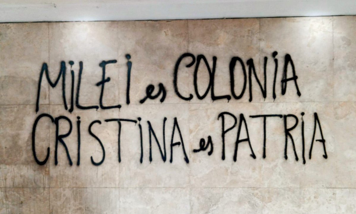 ReLadyMary's tweet photo. Más claro imposible.
#CristinaLibre
#CristinaPresidenta https://t.co/Ihv3ECCA9s