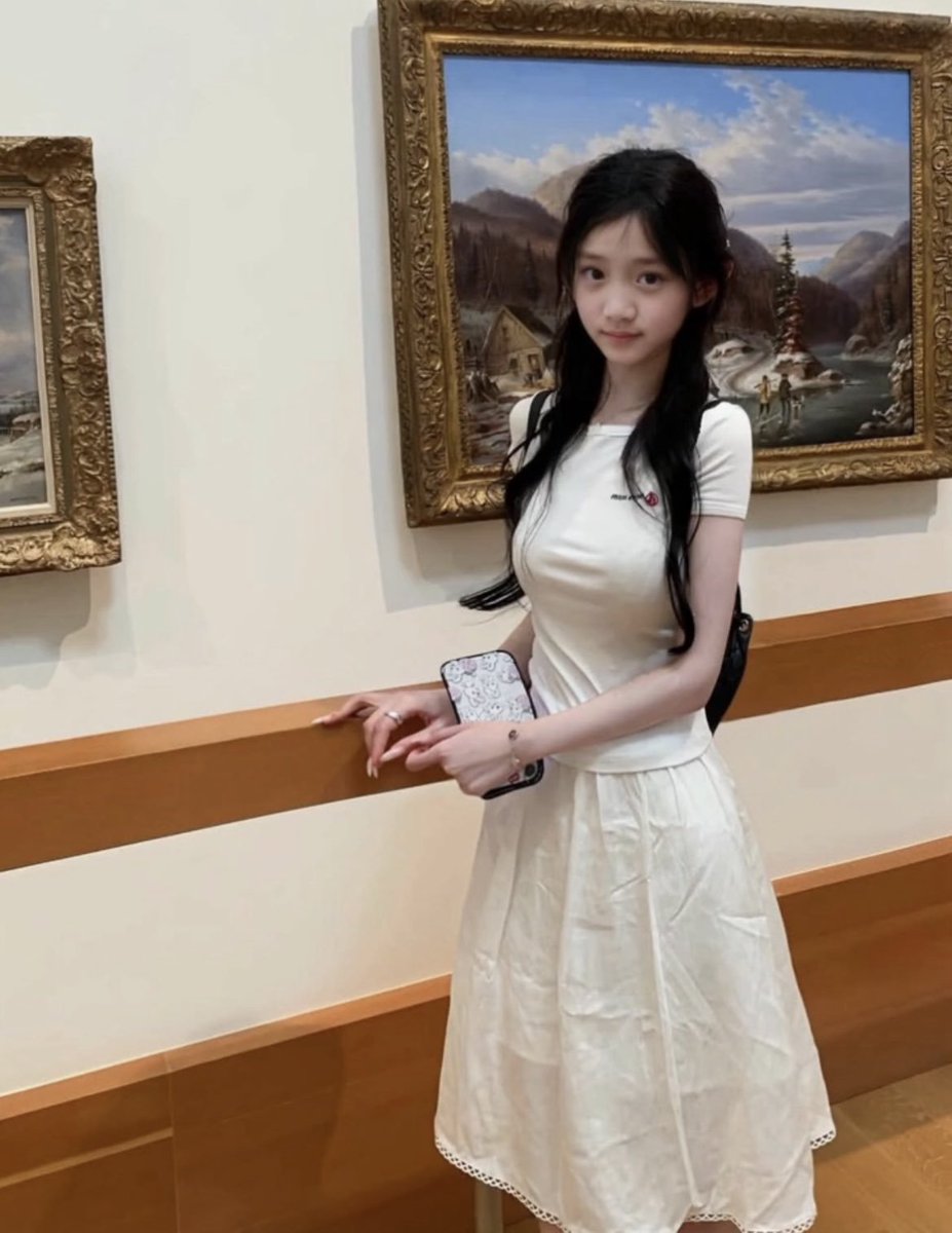 Jo15992748's tweet photo. 97女、找男（不开玩笑）在线蹲一位能线下约的男搭子，感觉好的话可以长期，不打扰彼此生活！！ https://t.co/wRS1USt2mE