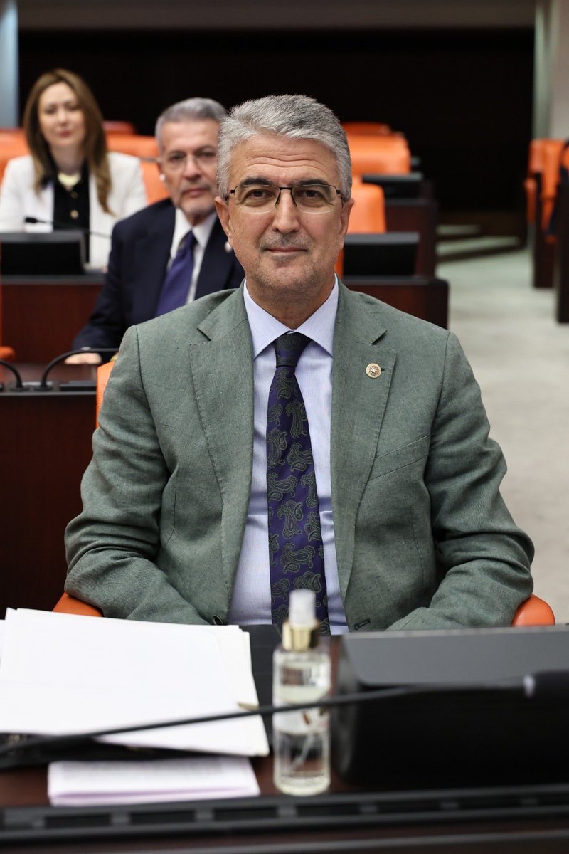 kamilaydinmhp's tweet photo. TBMM genel kurul çalışmaları hafta sonu da yoğun bir şekilde devam ederek geleceğimizin teminatı çocuklarımızın suça teşvikinin önlenmesi adına daha kapsayıcı düzenlemenin yasalaşmasına katkı sağladı. https://t.co/c9iV297xji