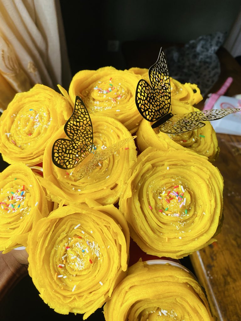 unefilleeton's tweet photo. Je fais les Bouquet de crêpes 🫠 toutes couleurs disponibles.

Disponible à partir de 3800f.

655906751-Yaoundé https://t.co/dVJ9KT2X4S