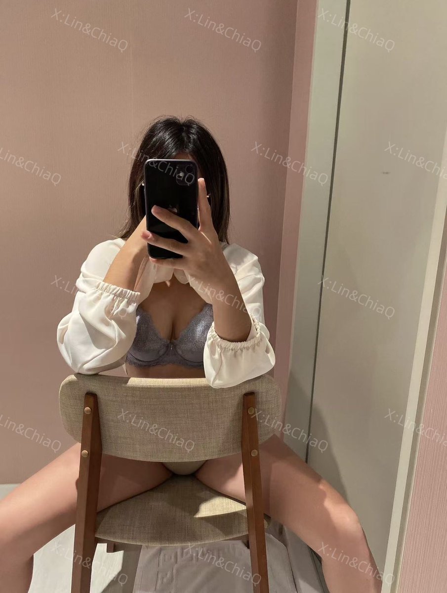 Lin_ChiaQ's tweet photo. 七夕快到了 
我們的關係是你公開還是我造謠🤪
-
更多的我👉 https://t.co/ki9QBqhpSe
#內褲 #內衣 #射鞋保養 #NB327 #衛生棉 
#美腿 #腿控 #打膠保養 #聖水 https://t.co/eZTXos1gHI