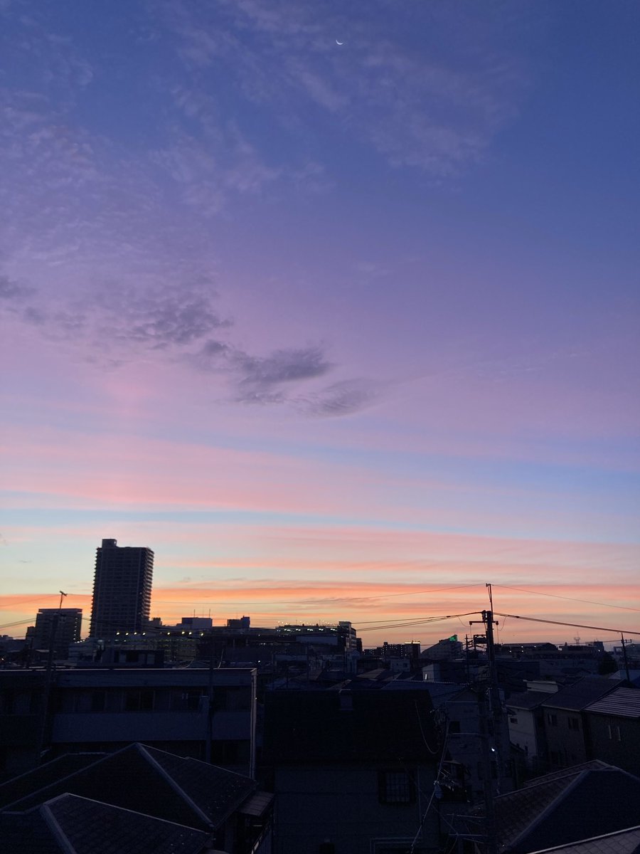 June3rdYukissat's tweet photo. This morning  
I like these colors very much https://t.co/0lFZhA6gS3
