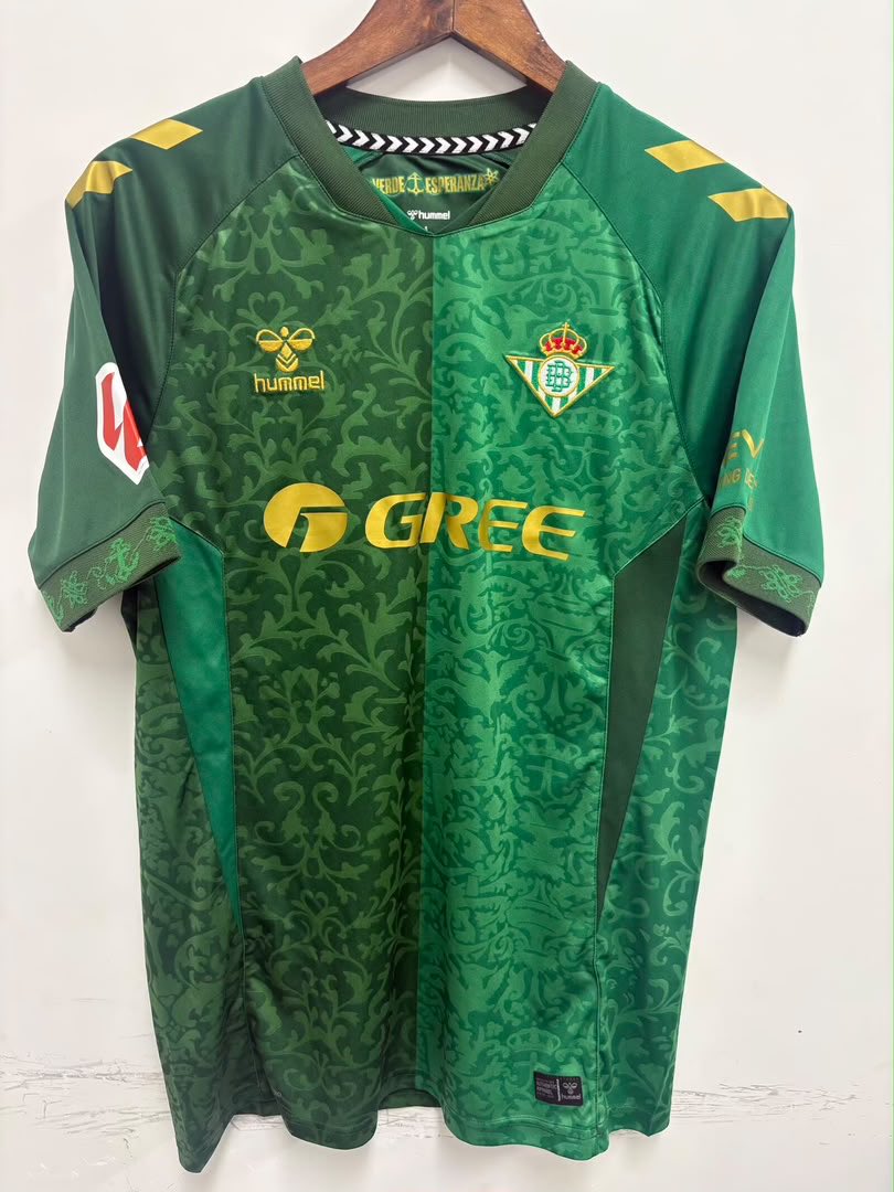 CamisGlobal's tweet photo. ‼️Camiseta Betis versión Liga‼️ 

Buscamos la mejor calidad siempre!! 

Pregúntanos sin compromiso💥 https://t.co/vRpOcJaEsG