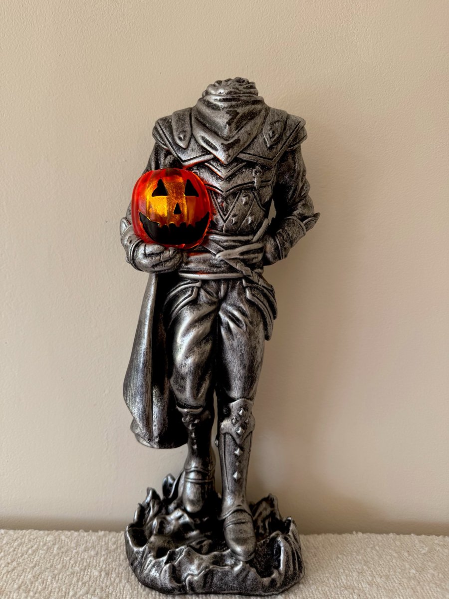 demi_fx's tweet photo. my second halloween purchase of the year, i am obsessed with him https://t.co/MnnBhsIGP7